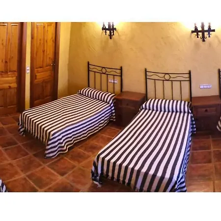 Chalet Castillo De Piedra *