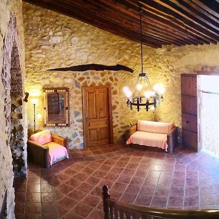 Chalet Castillo De Piedra