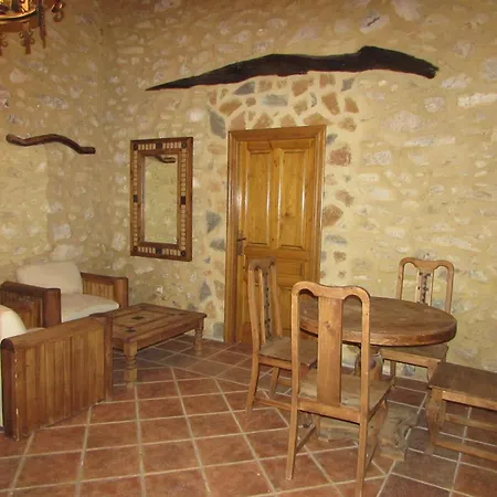 Chalet Castillo De Piedra Vera